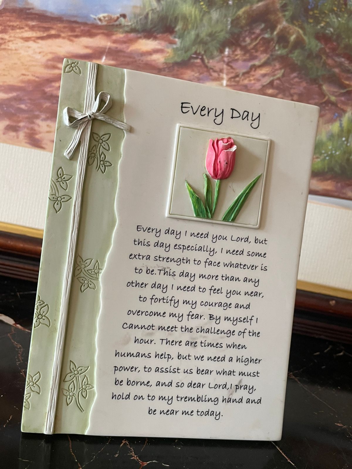 White Ceramic Everyday Frame with Tulip Flowers Print