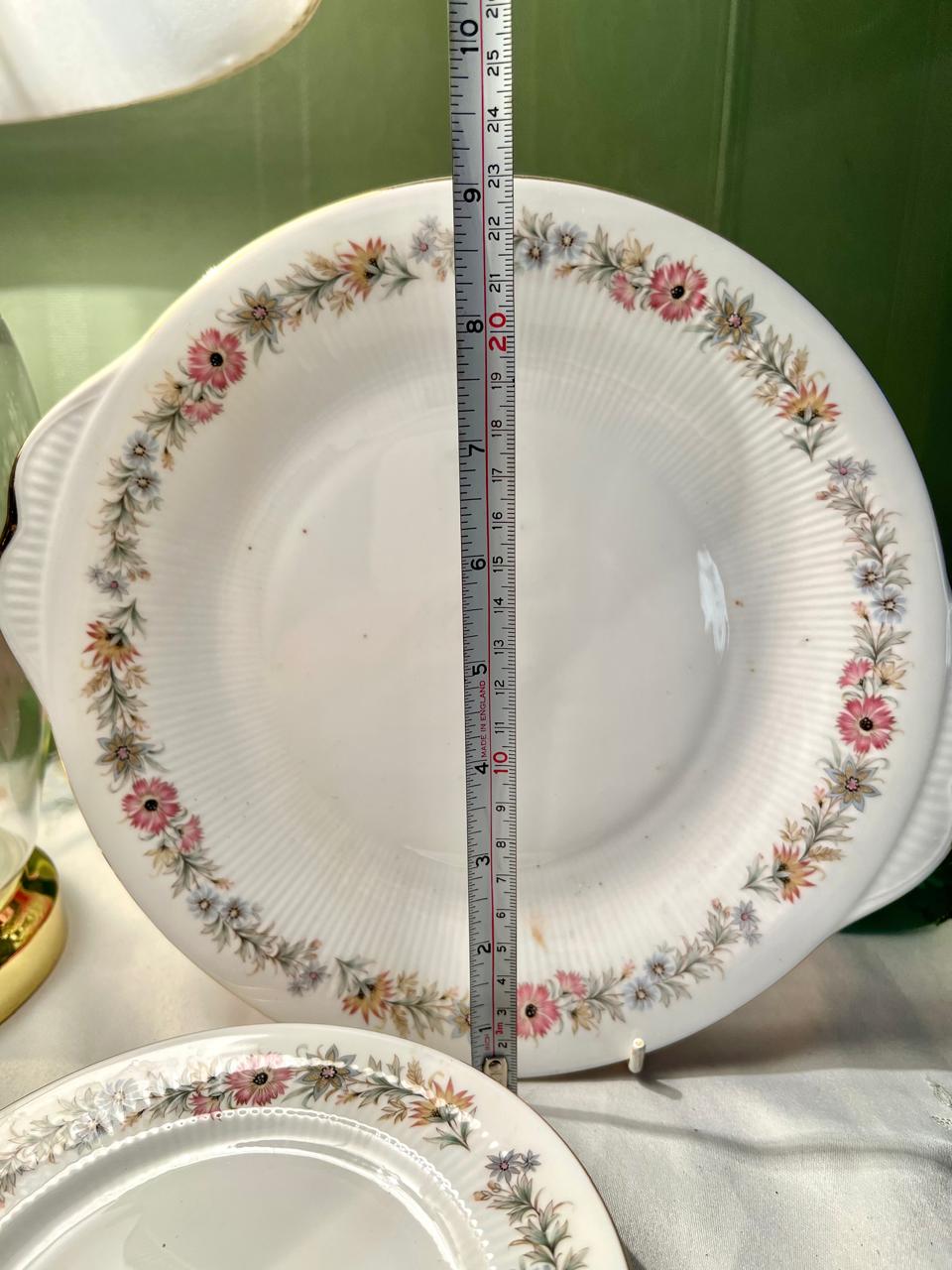 Royal Albert Belinda Bone China 5-Piece Cake Set, England