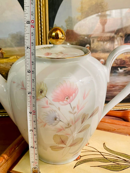 Elegant Gold-Trim Floral Ceramic Teapot – Vintage Cottage Style