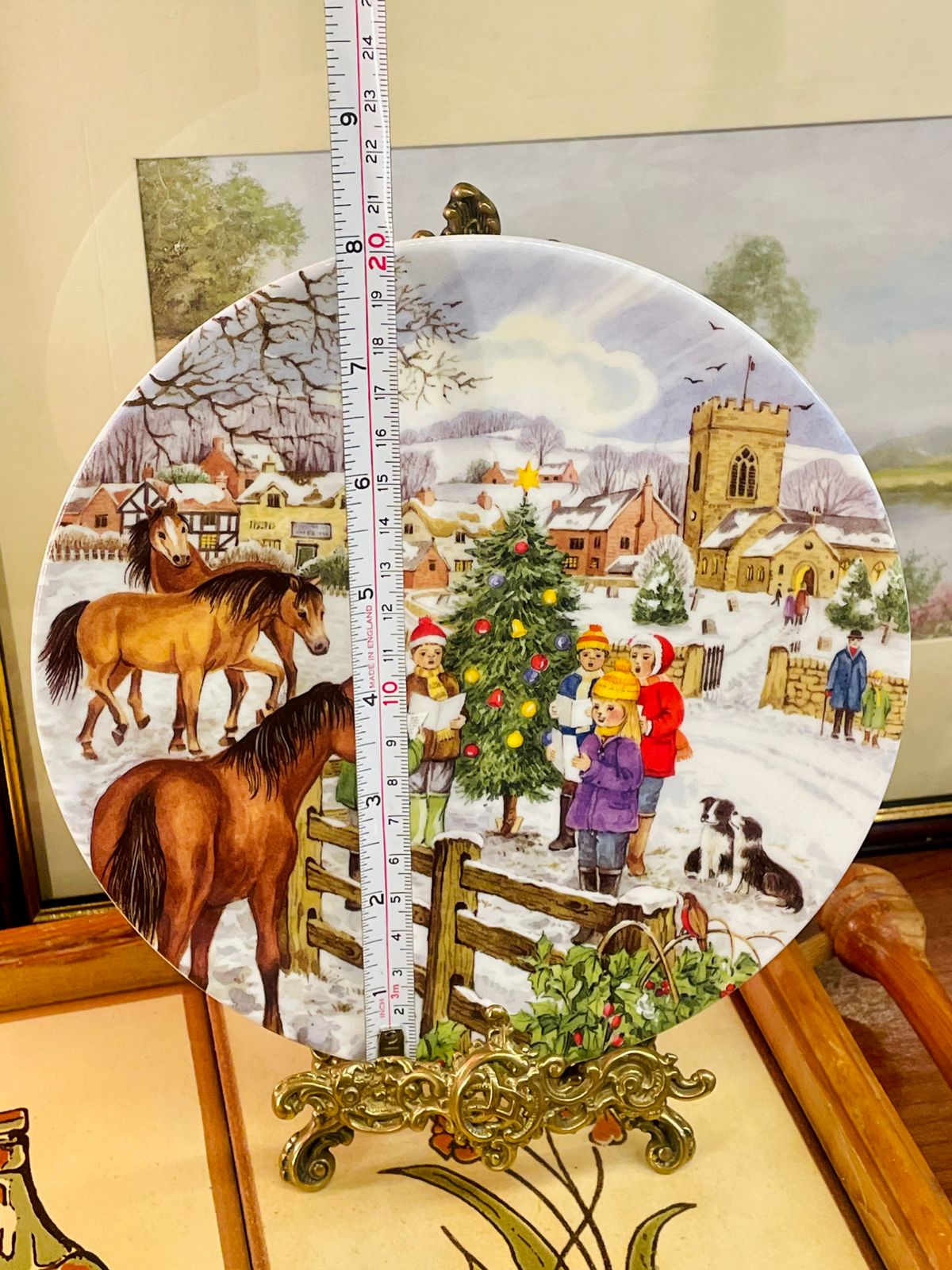 Wedgwood “The Carol Singers” Ltd Edition Christmas Plate – 2003