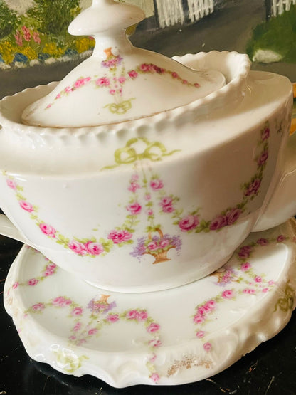 Vintage Pink Rose Garland Teapot with Matching Coaster – Fine Porcelain England