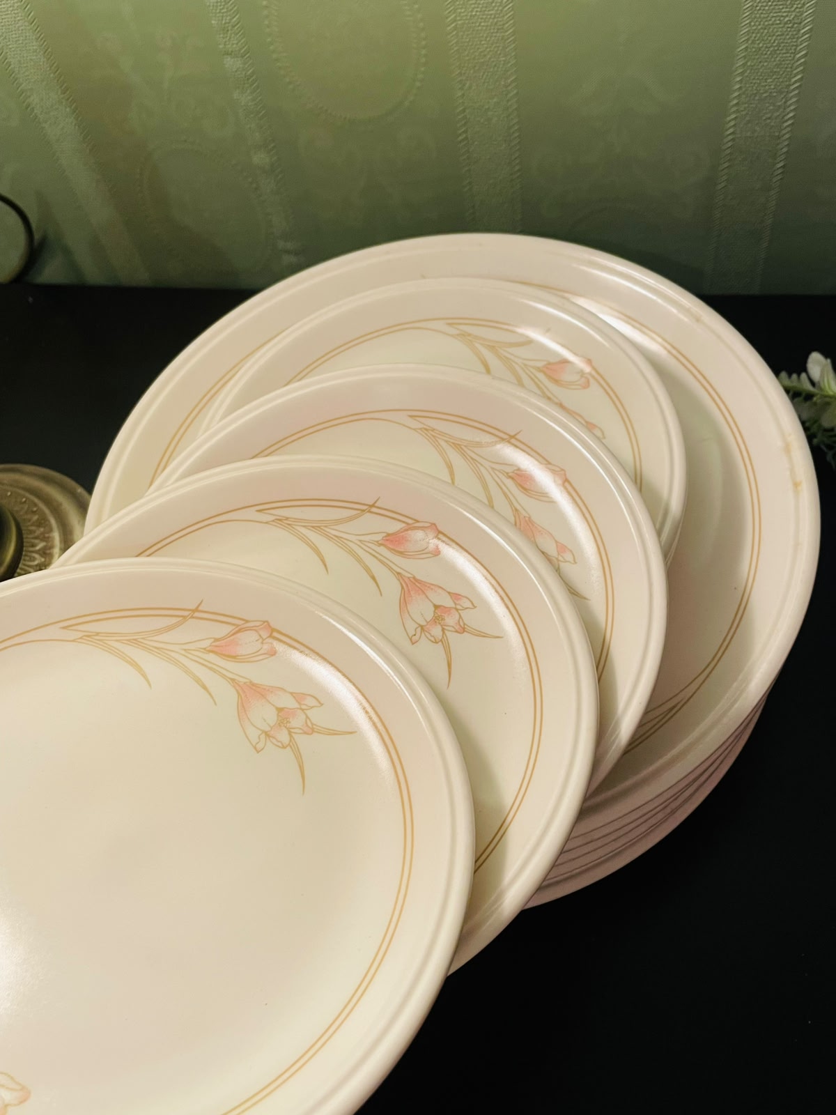 18 pcs Biltons England Floral Dinnerware Set for 6 Persons
