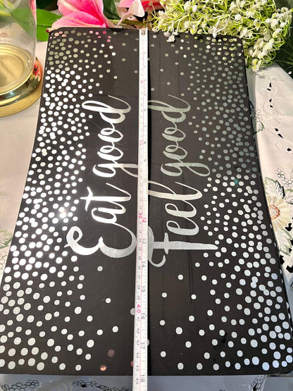 Black & Silver Place Mat Set 4-Piece 18 Inch