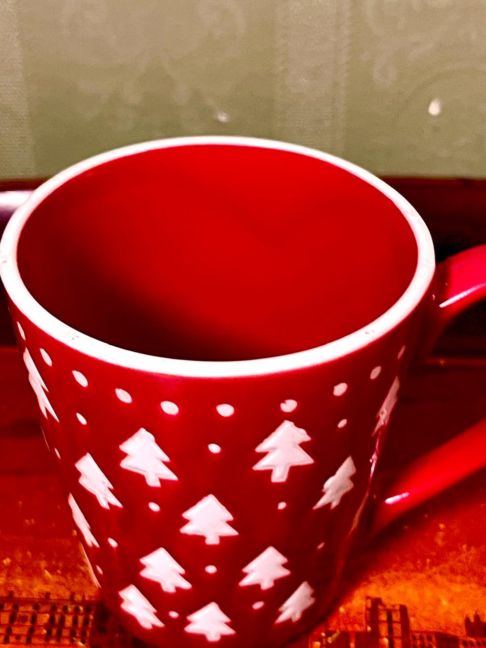 Red Christmas Tree Mug – 4"