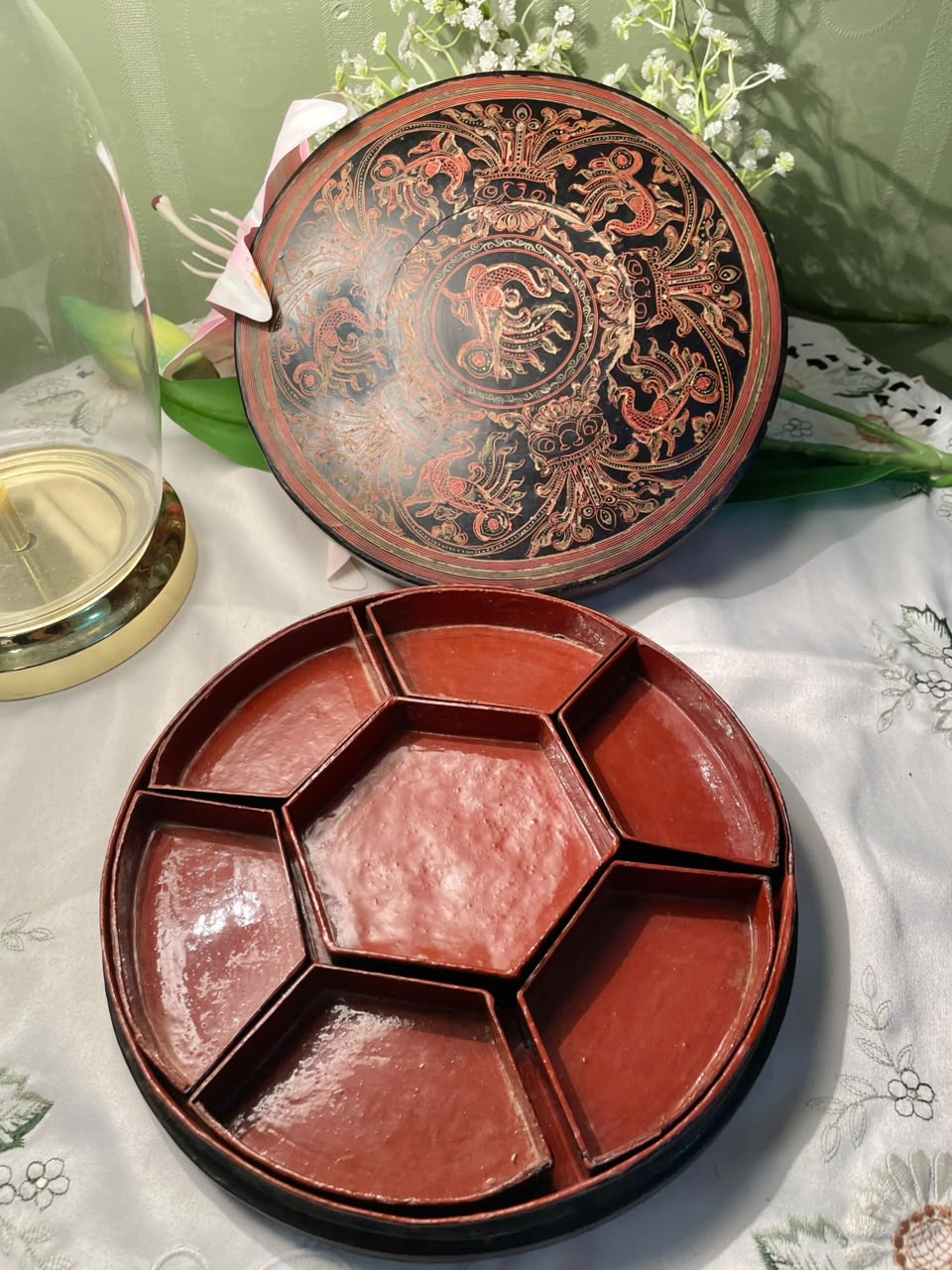 Vintage Round Compartment Serving Box Approx. 8.5 Inch