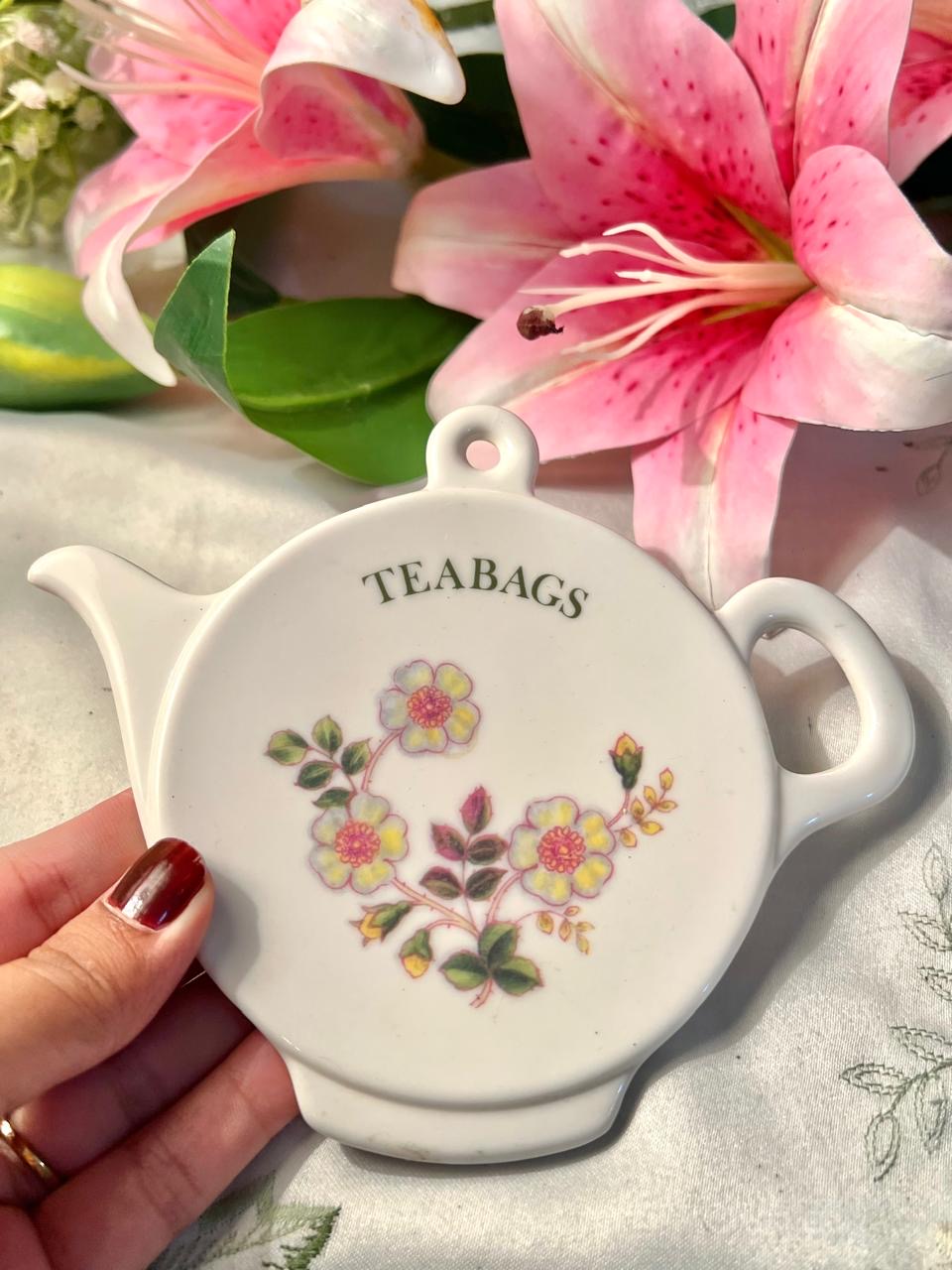 Floral Ceramic Teabag Holder with Teapot Design – 5 Inch