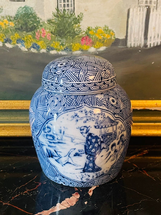 delftbluejar, delftwaregingerjar, hollandpottery, blueandwhiteceramic, handpaintedvintage, sunsetvintage, europeandecor, classicdutchstyle, timelessdecor, vintagejar, cottagecoredecor, elegantvintage, collectiblestyle, potterydecor