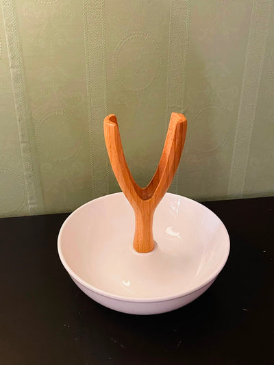 Modern Fruit Bowl with Bamboo Banana Holder 8.5 Inch