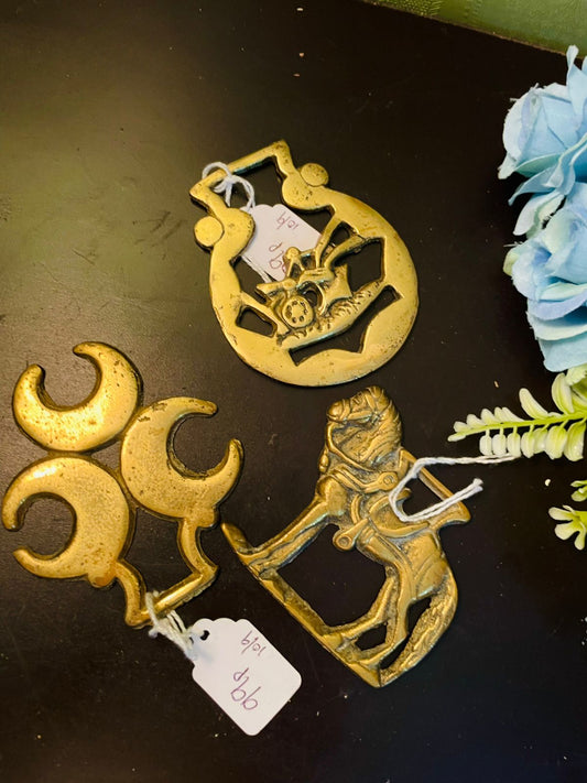 Set of 3 Vintage Brass Wall Plaques Decorative Hanging Ornaments