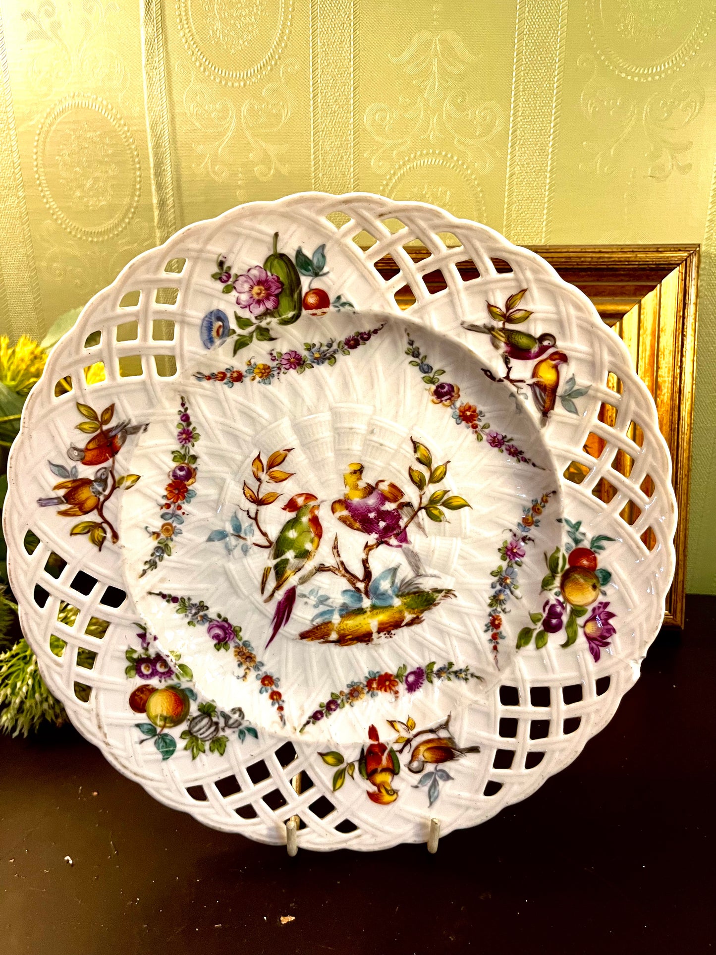 Antique Cutwork Dresden-Style Bird & Floral Reticulated Plate 23cm
