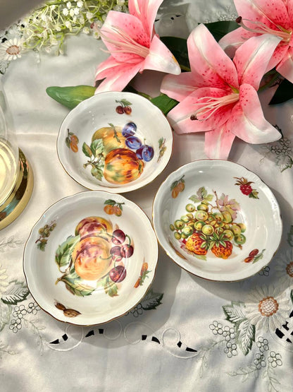 3-Piece Czechoslovakia Fruit Bowls 5 in Gold Rim
