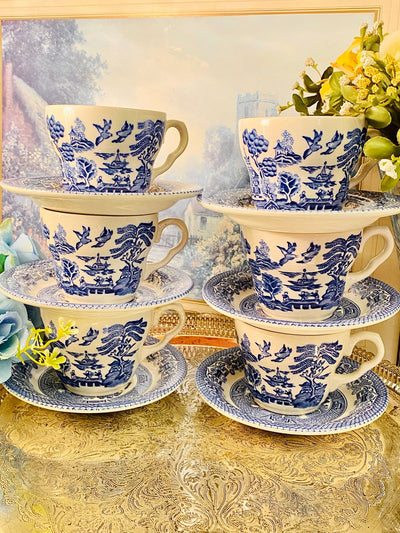 Vintage Blue Willow Style Teacup & Saucer Set – 6 Pieces
