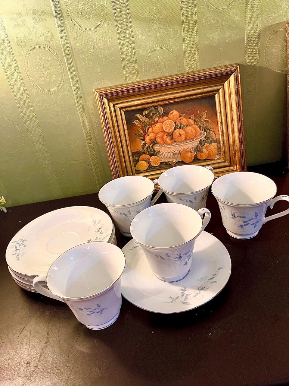 Vintage Blue Floral Porcelain Tea Set – 5 Cups & Saucers