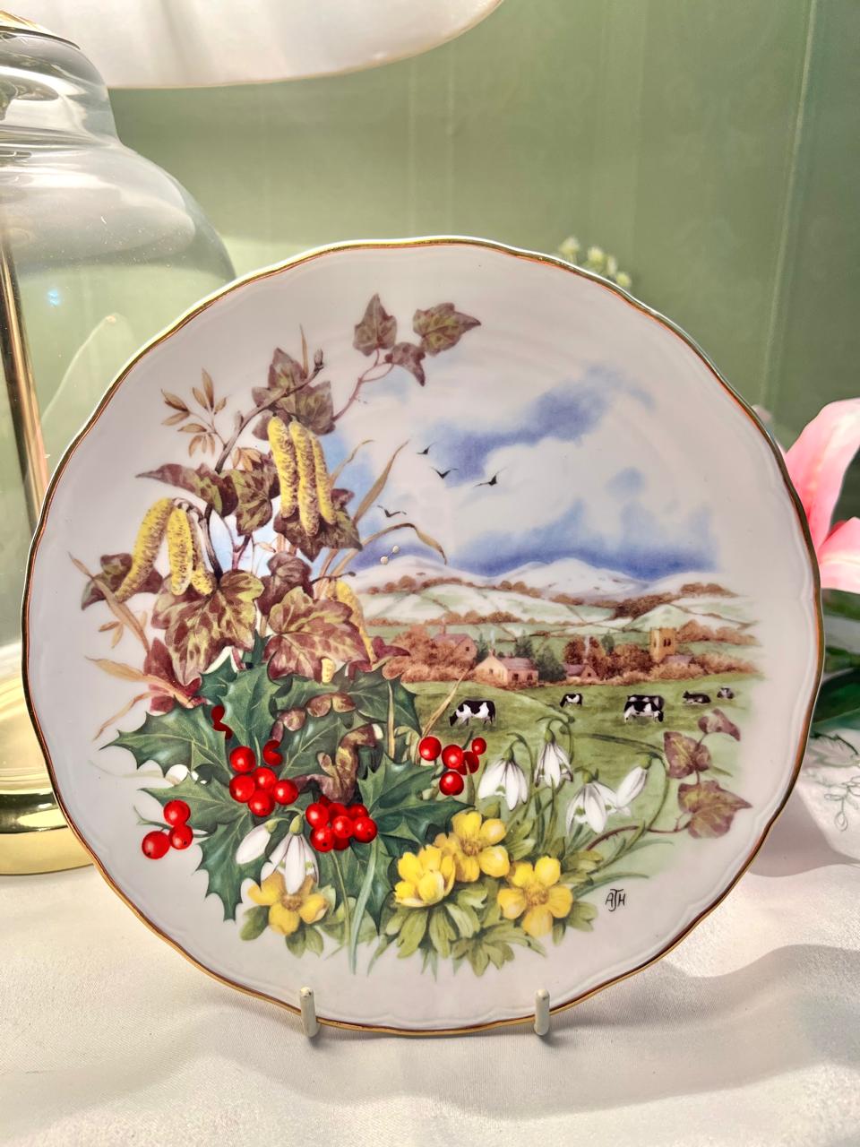 Royal Albert Winter Scene Wall Plate – 8 Inch