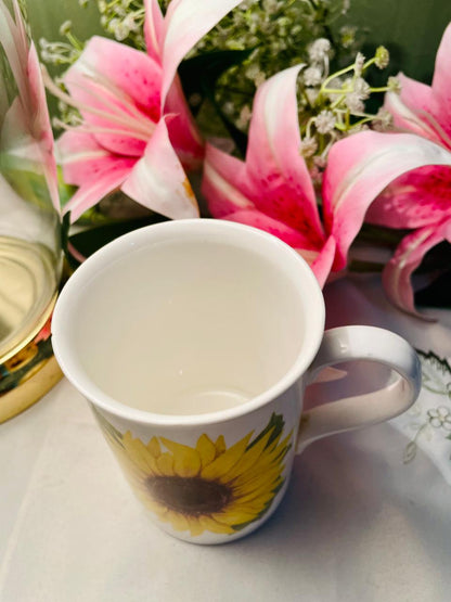 English Bone China Sunflower Mug – Approx. 4.5 Inch