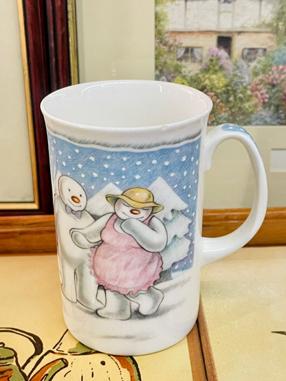 Royal Doulton mug, The Snowman mug, collectible mug, bone china England, vintage Christmas mug, winter mug, The Party mug, 1985 Royal Doulton, British animation mug, holiday gift mug