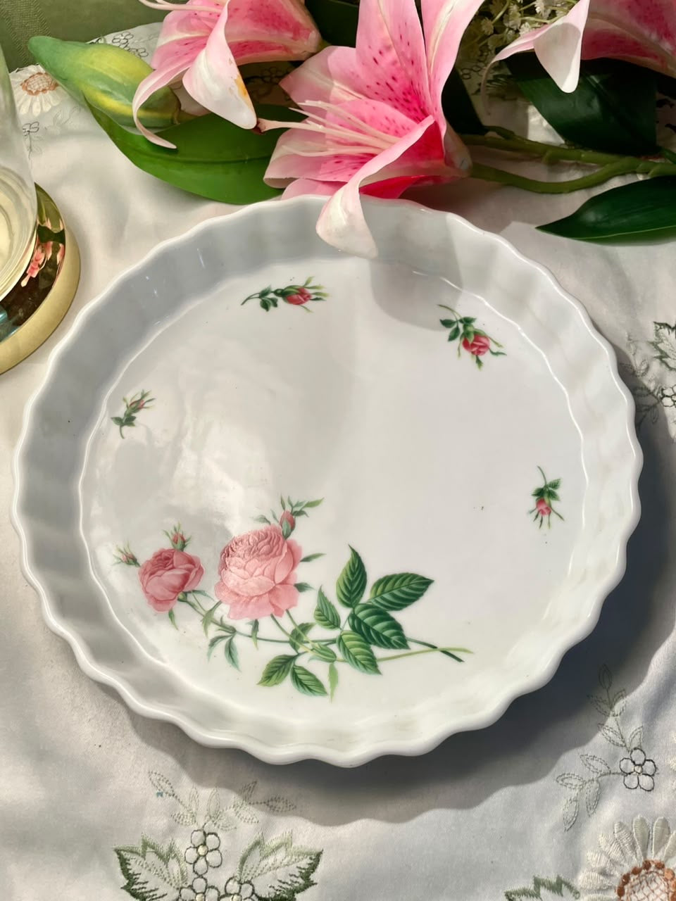 Pink Rose Floral Scalloped Pie Dish  25 cm – 1 Piece