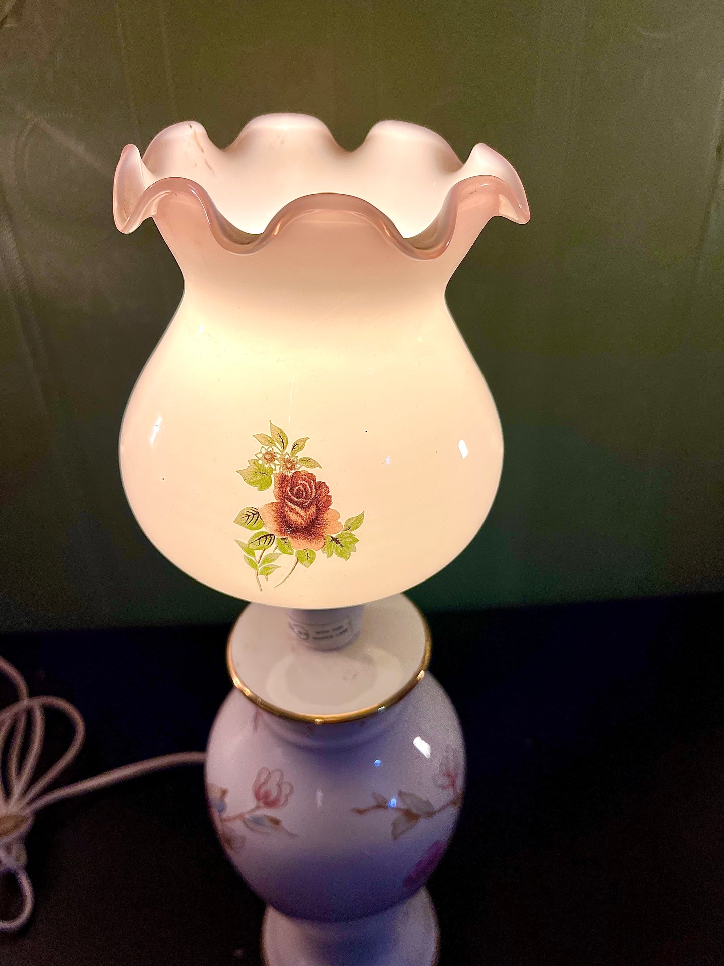 Vintage Floral Ceramic Table Lamp 16 Inch