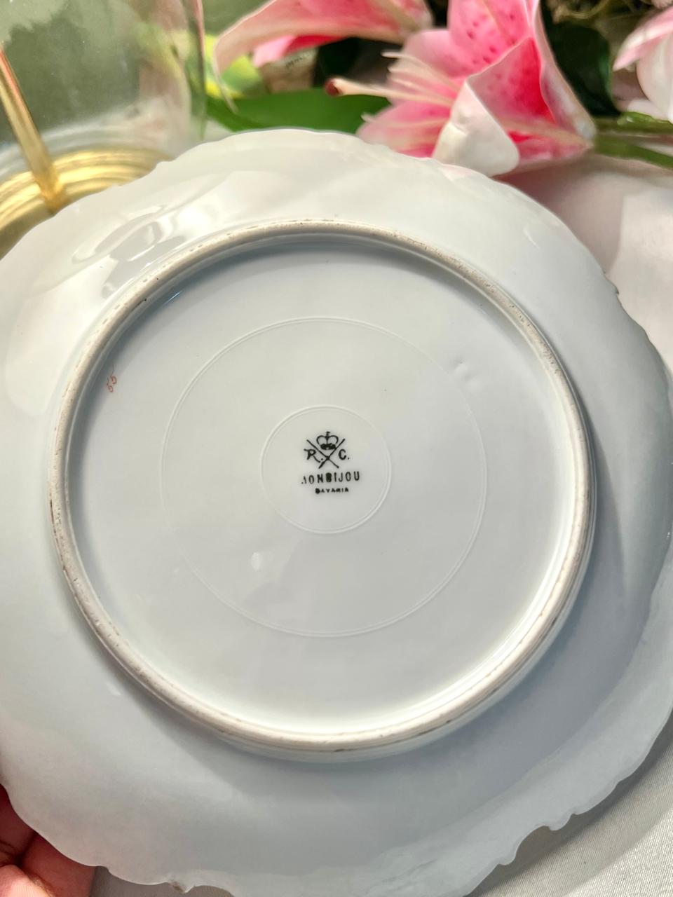 Monbijou Bavaria Floral Gold-Trim Plater 20cm