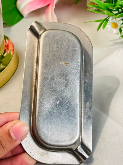 Silver-Tone Rectangular Ashtray – 14 cm