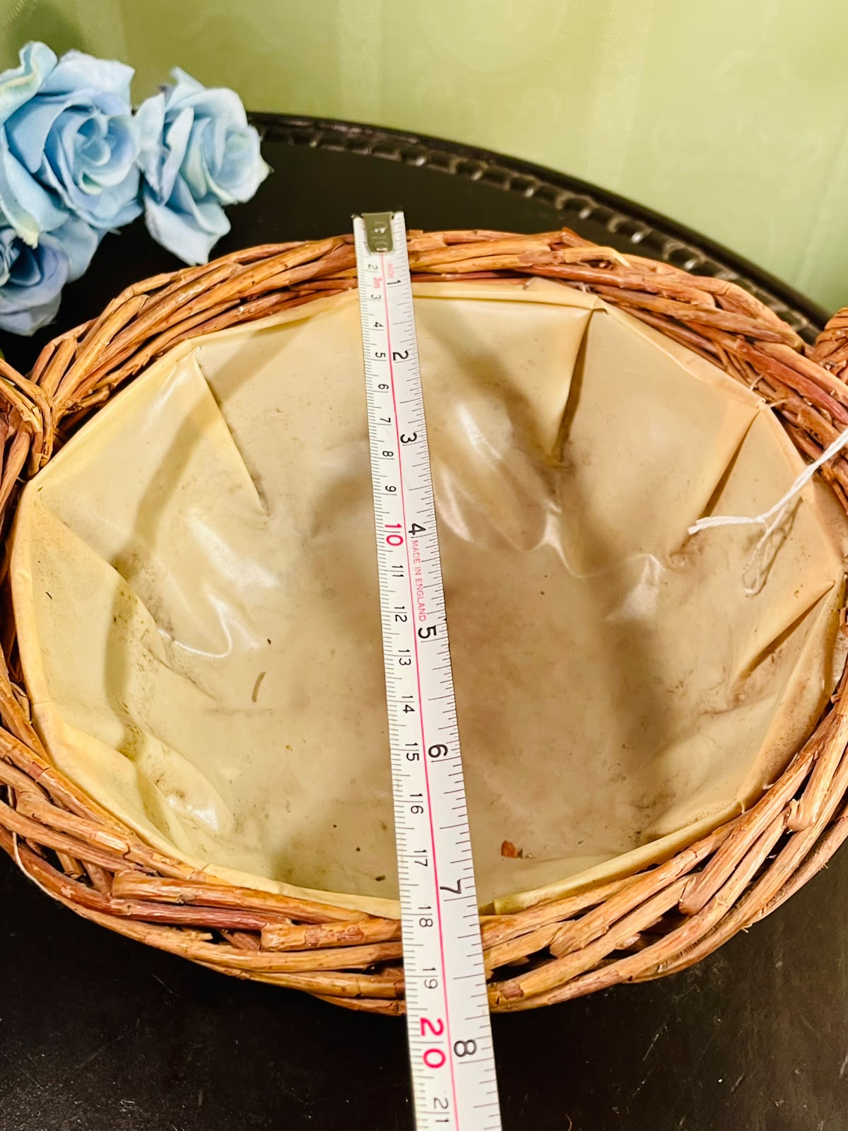 Round Wicker Basket with Waterproof Liner – Decorative Storage Basket