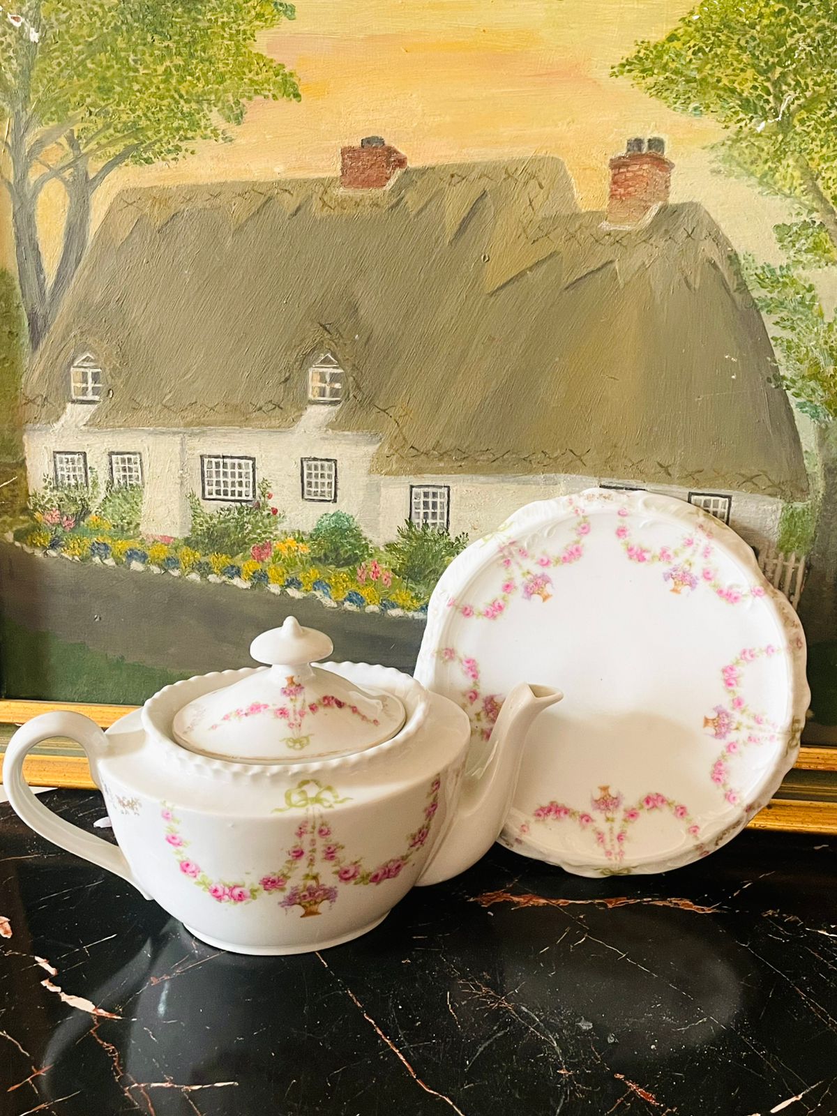 Vintage Pink Rose Garland Teapot with Matching Coaster – Fine Porcelain England