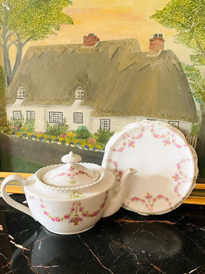 Vintage Pink Rose Garland Teapot with Matching Coaster – Fine Porcelain England