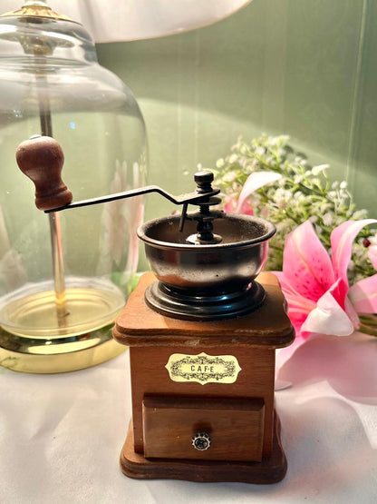 Vintage Wooden Manual Coffee Grinder with Metal Crank 15cm