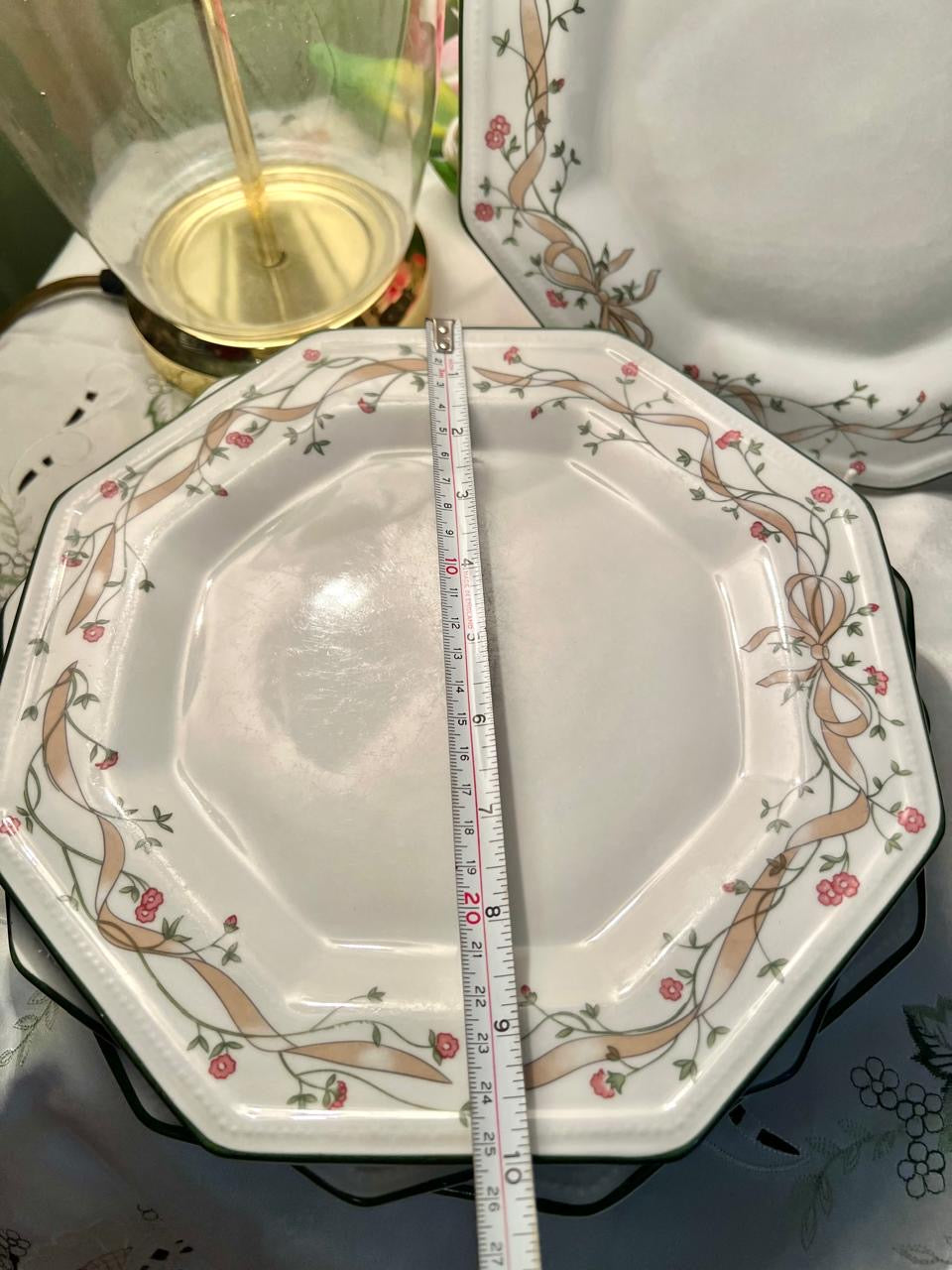 Johnson Bros Eternal Beau Floral Dinner Plates Set of 8