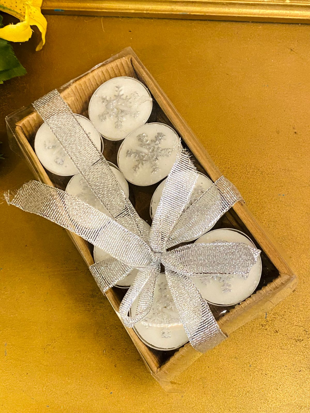 Snowflake Glitter Tealight Candles Gift Set