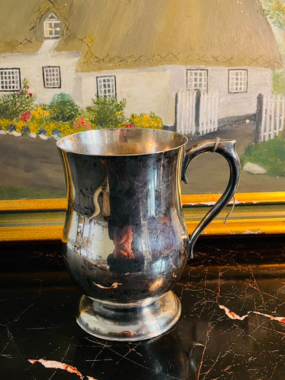 vintage tankard, silver plated mug, bar decor, english pub style mug, collector barware, rustic silver tankard, vintage bar accessories, metal beer mug, footed tankard, decorative metal mug
