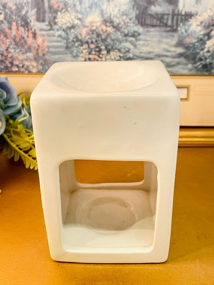 White Ceramic Wax Melt Burner – Minimal Home Fragrance Decor