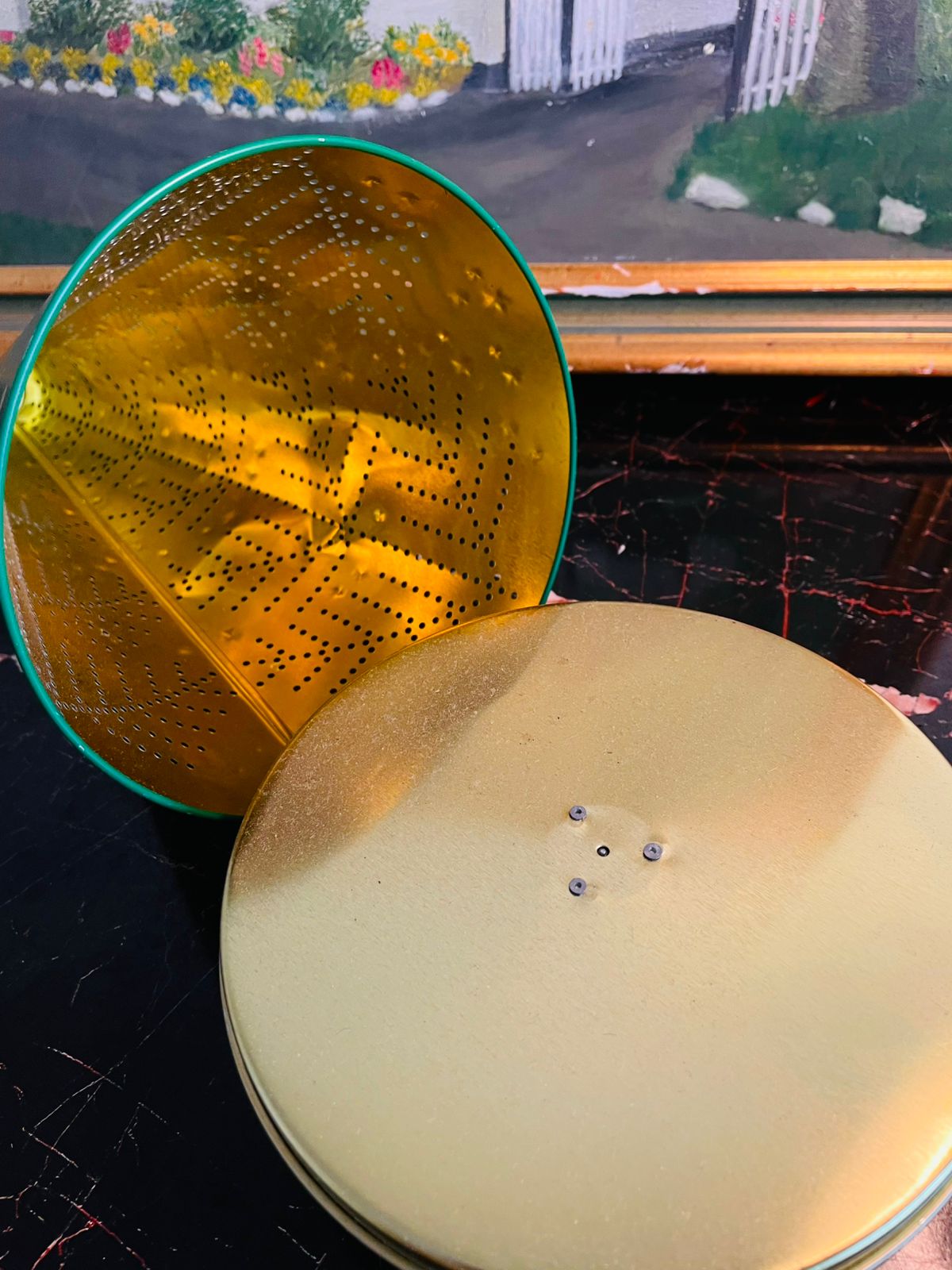 Musical Christmas Tree Candle Lantern Jar– Green Metal 2kg Cookie Jar