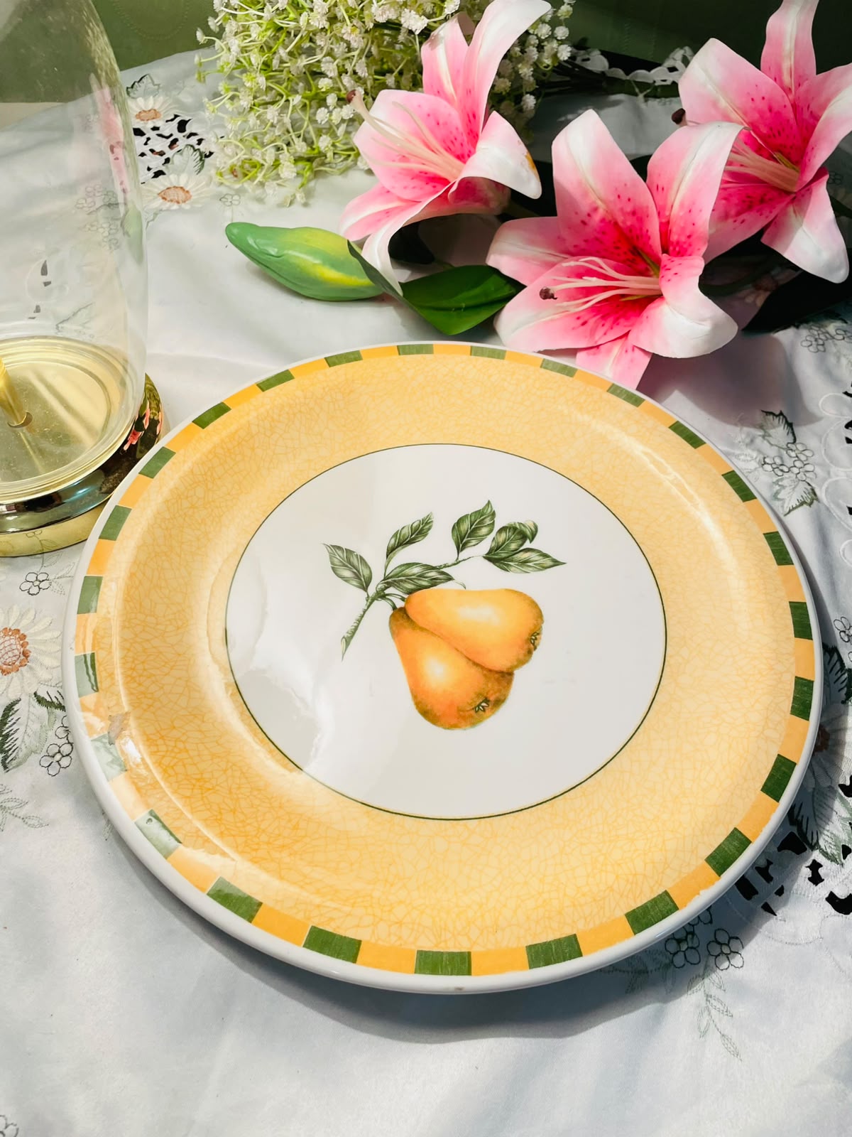 Churchill Pear Design 12.5-Inch Large Serving Platter – Made in England