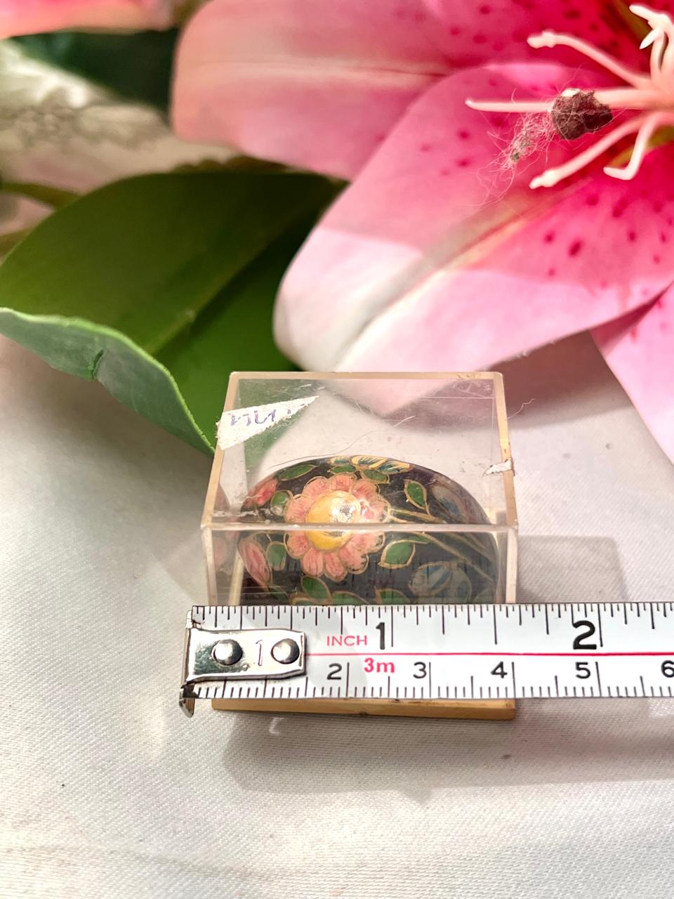 Hand-Painted Floral Egg Ornament in Clear Display Box Approx. 5 cm