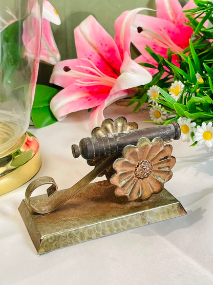 Brass-Tone Mechanical Desk Accessory – 10 cm