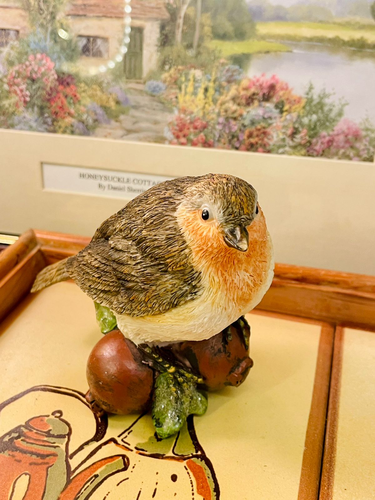 Robin Bird Figurine on Berries – Nature-Inspired Home Decor