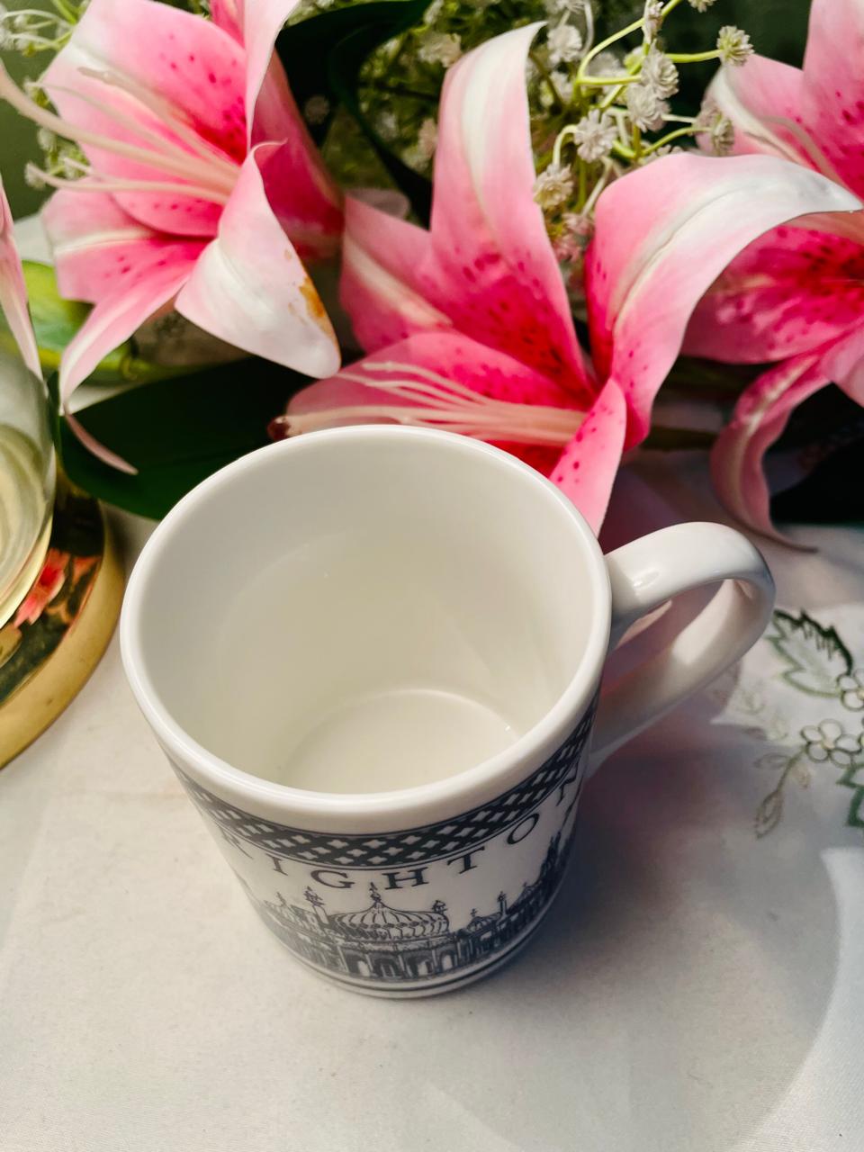 McLaggan Smith Brighton Landmark Mug – Approx. 4.25 Inch