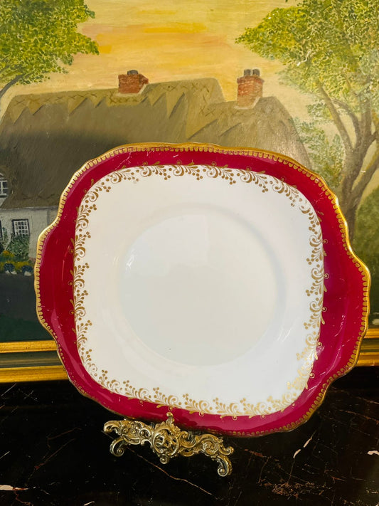 vintagecollection, royalcakeplate, englishporcelain, redandgolddecor, vintagekitchendecor, teatimeserveware, antiqueplate, sunsetkitchen, cottagecoredecor, vintagehomepakistan, eleganttableware