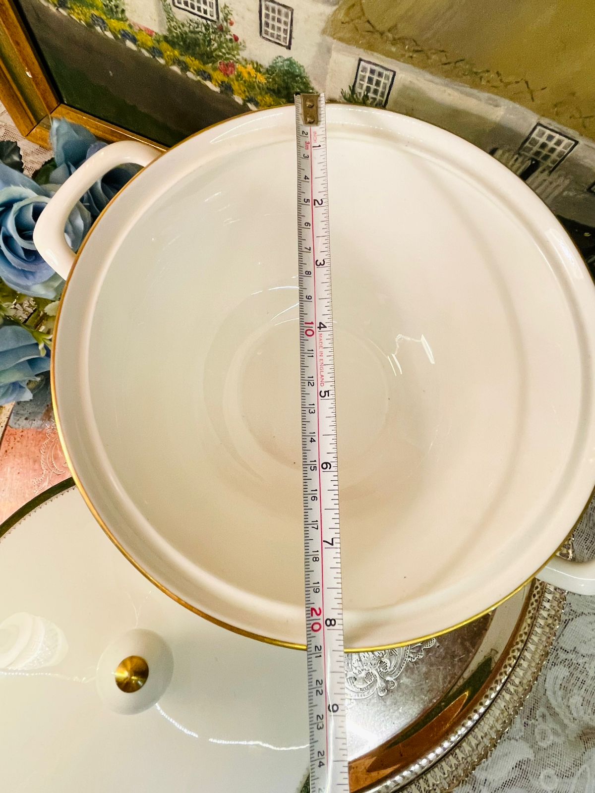 Vintage Wedgwood English Bone China Covered Soup Tureen – 8in