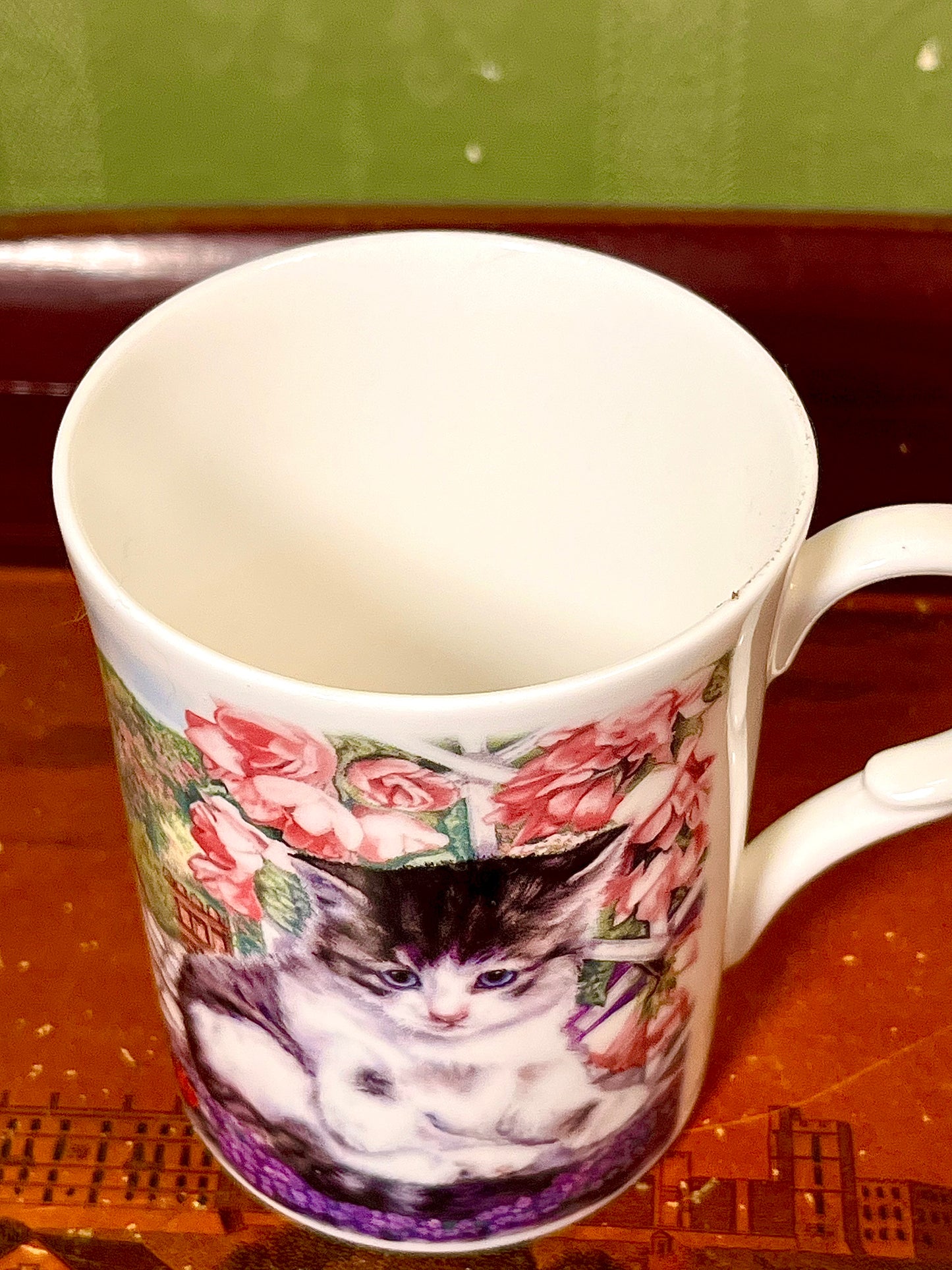 Kingsbury Fine Bone China Kitten & Roses Mug – Made in England 10cm