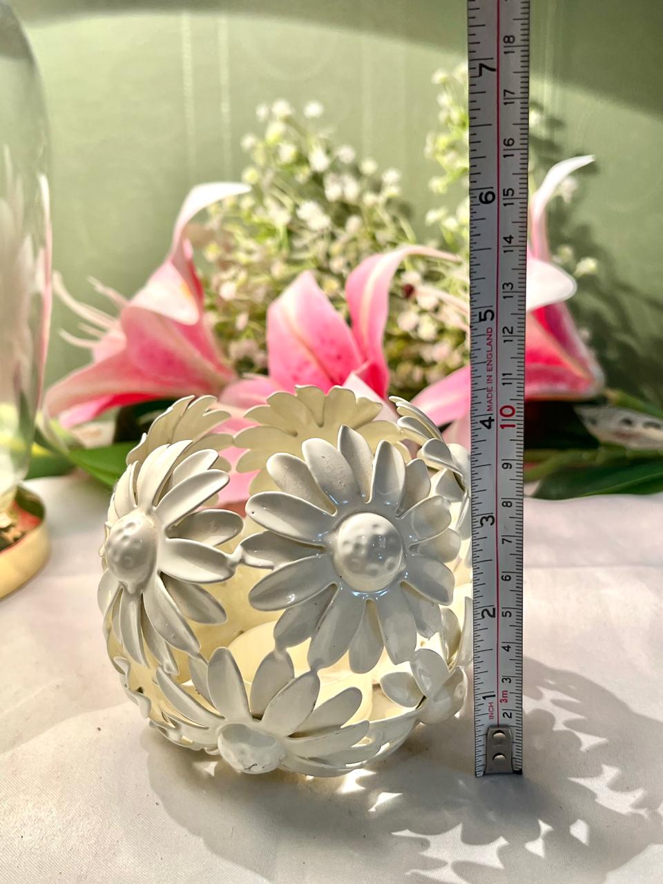Vintage White Floral Metal Candle Holder Approx. 10 cm