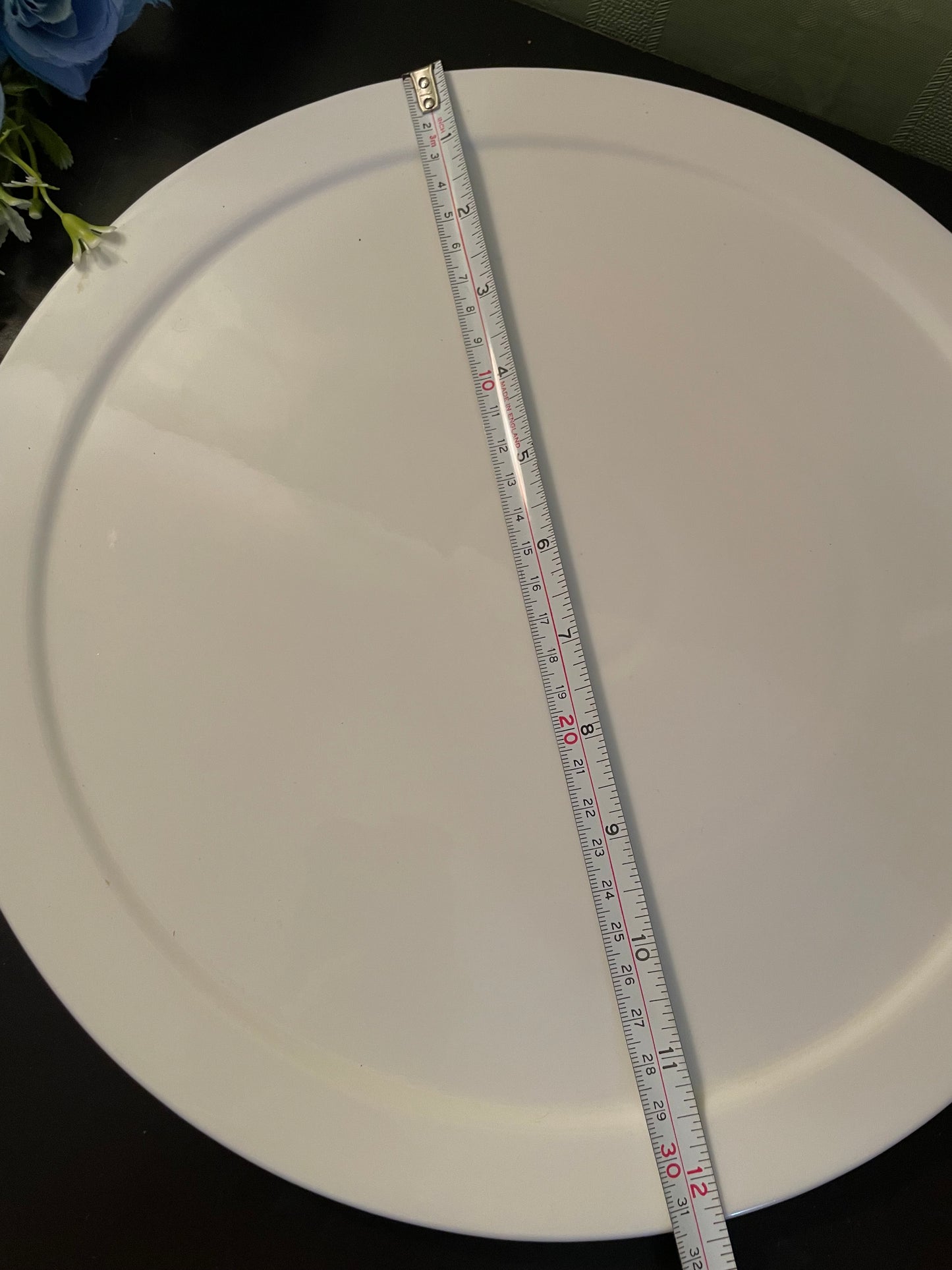 Large White Ceramic Serving Platter / Pizza Plater