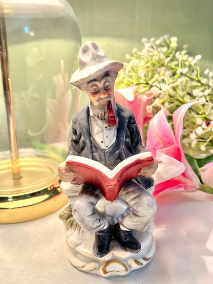Gentleman Reader Figurine with Pipe & Red Book 16cm