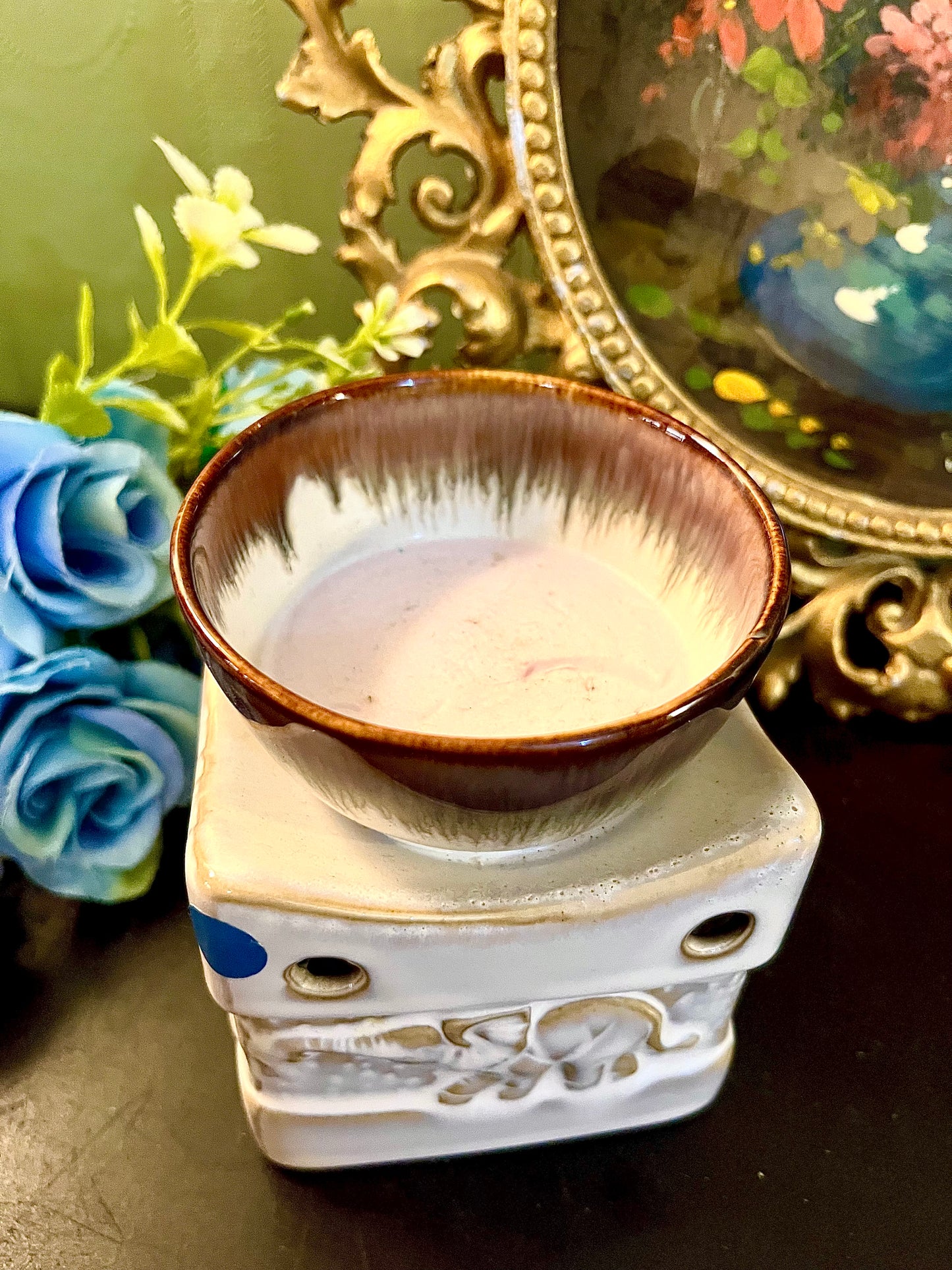 Ceramic Elephant Wax Melt Burner with Brown Glazed Bowl
