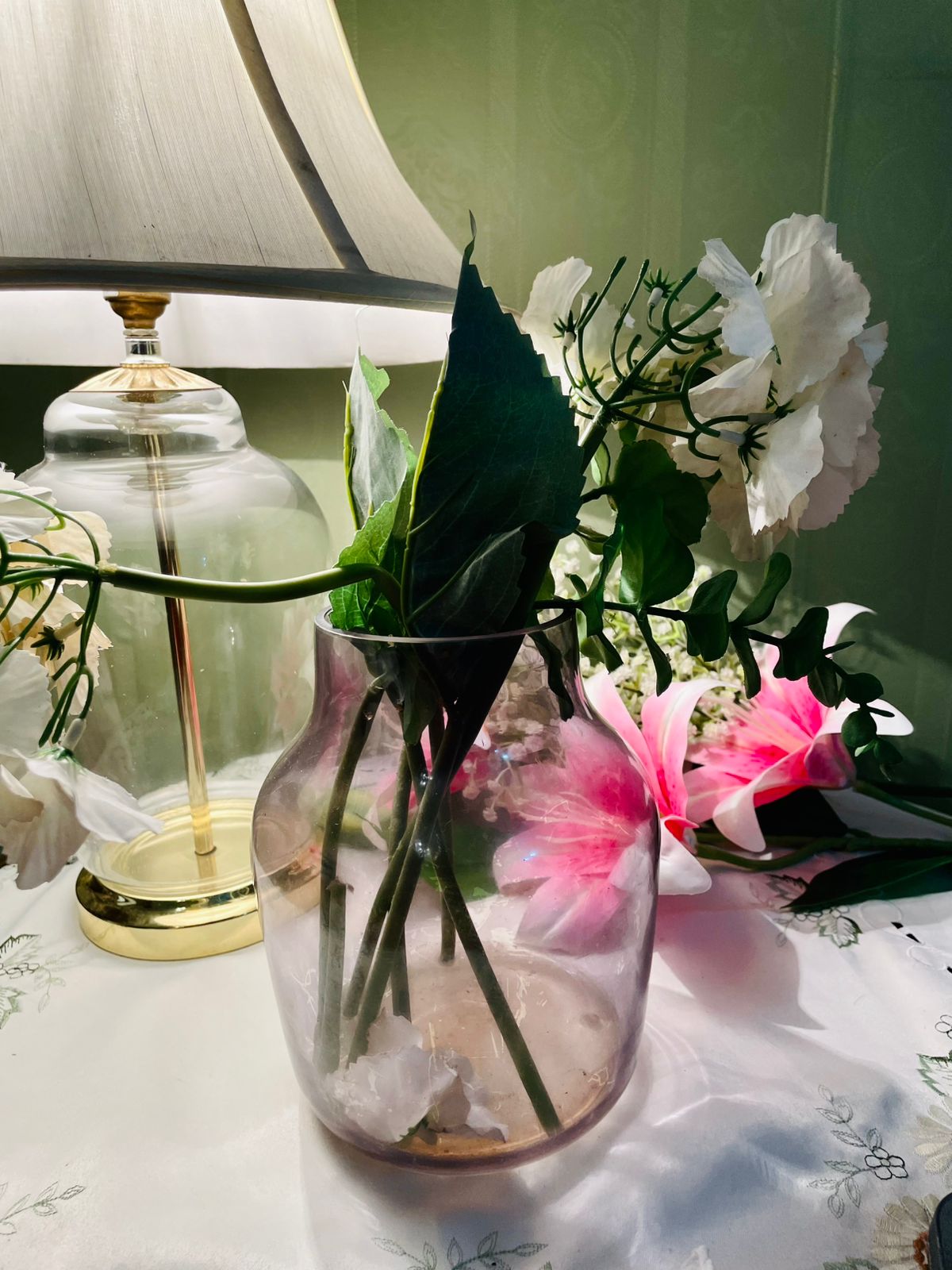 Vintage Blush Pink Crystal Vase 20 cm