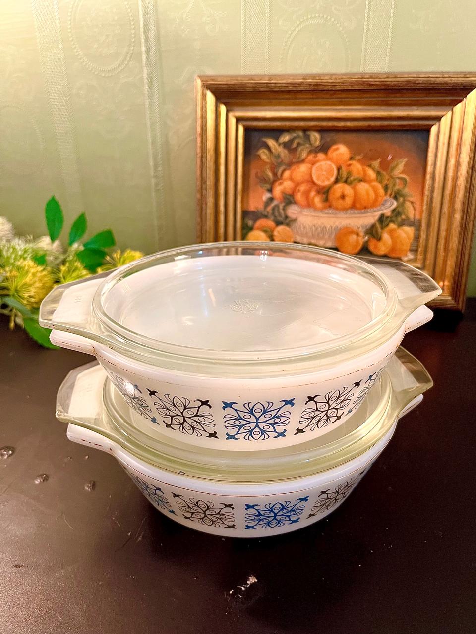 Pyrex Casserole Dish White Ceramic Serving Bowl 18 cm with Side Handles