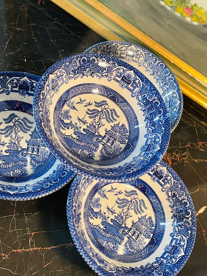 Set of 4 Blue Willow Pattern Deep Bowls – English Ironstone Tableware Ltd – 7 Inches