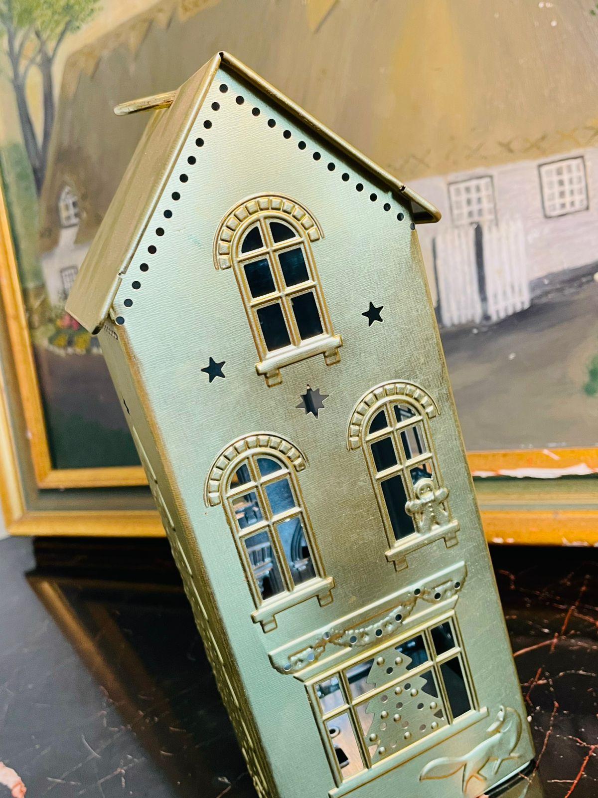 Gold Metal House Lantern Jar – Christmas Light-Up Cookie jar (22cm)