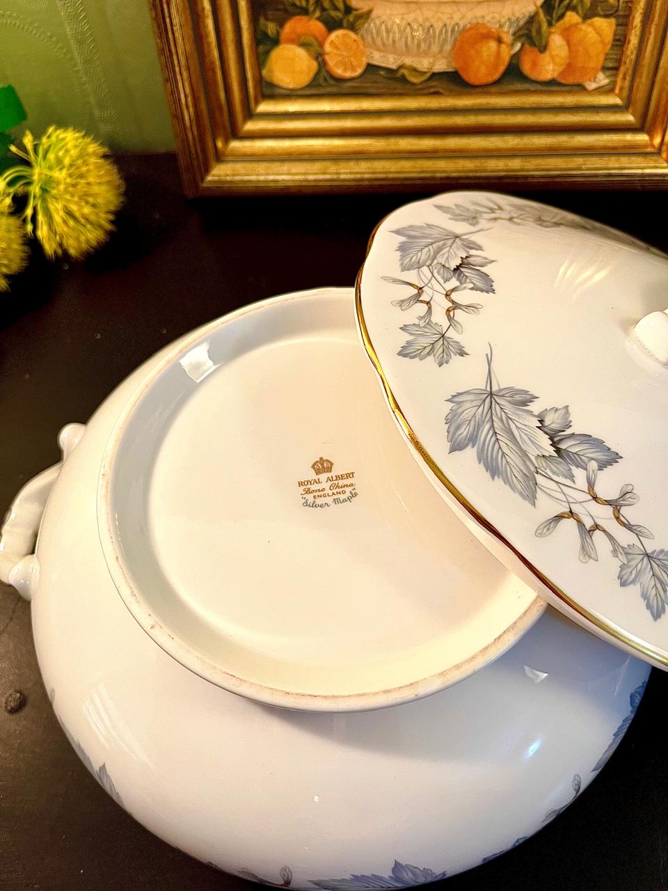 Royal Albert Floral Lidded Serving Tureen 23 cm Gold Trim